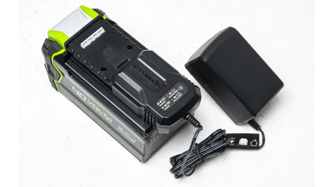 Зарядное устройство Greenworks G40UCM2M 40V