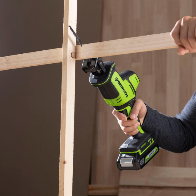 Пила сабельная Greenworks RS526 (GPT-CRS-25) 24V аккумуляторная