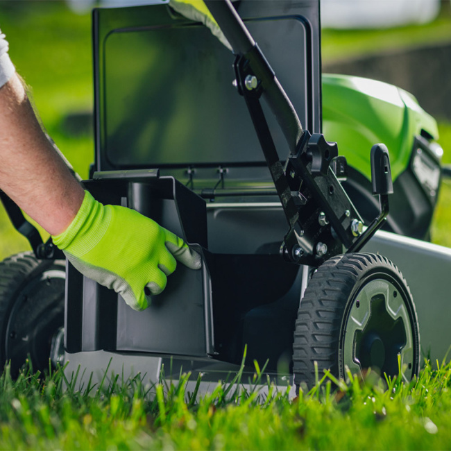 Газонокосилка самоходная Greenworks LM221S 82V аккумуляторная