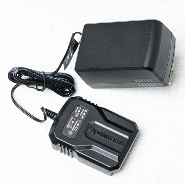 Зарядное устройство Greenworks G40UCM2M 40V
