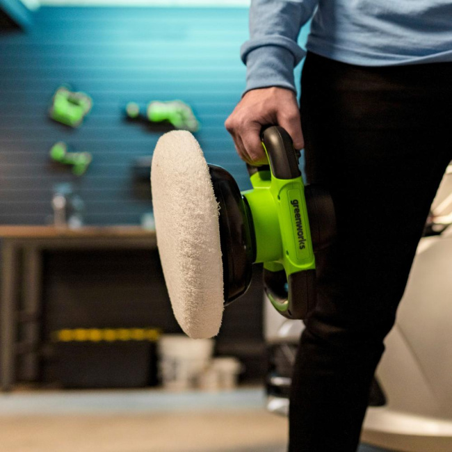 Полировальная машина Greenworks G24BU10 аккумуляторная 