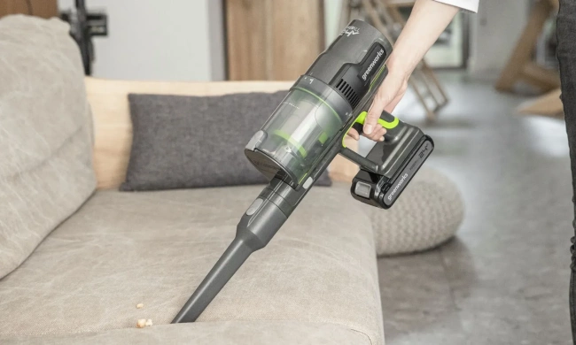 Пылесос вертикальный Greenworks G24SVK4 24V аккумуляторный