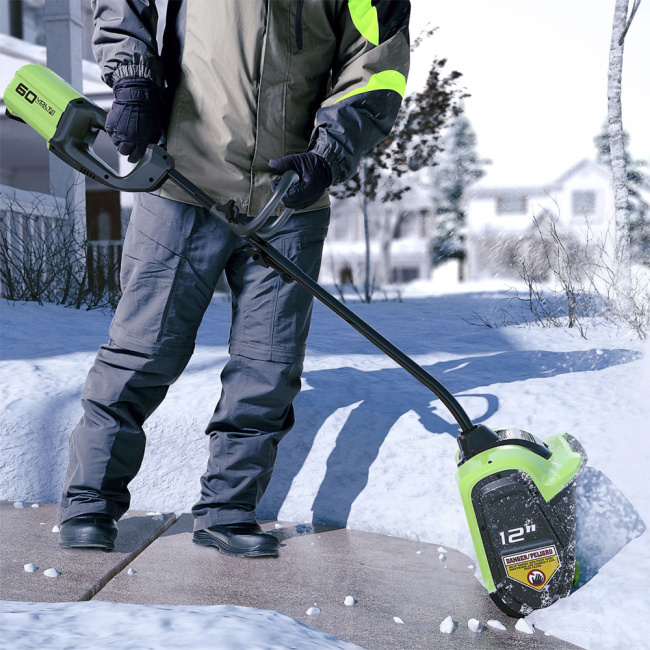 Снегоуборщик Greenworks GD60SS 60V аккумуляторный 