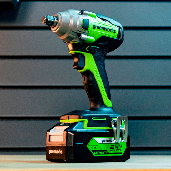 Гайковерт ударный Greenworks GD24IW400 24V аккумуляторный 
