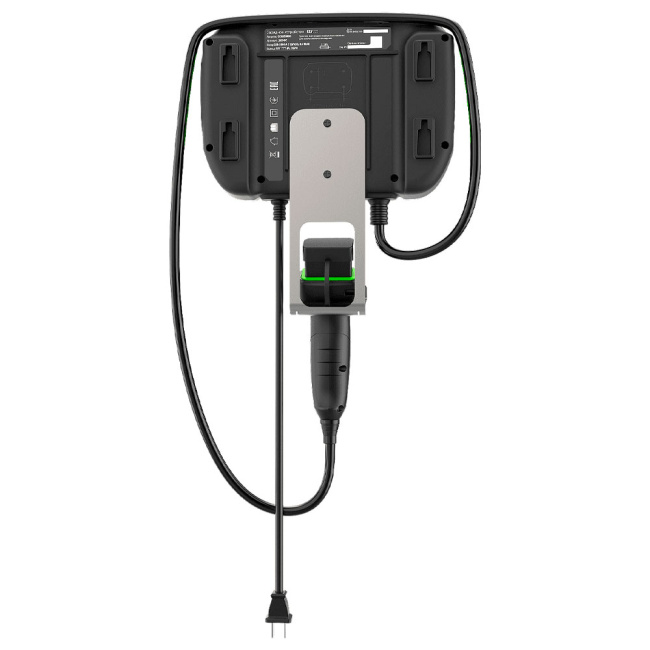 Зарядное устройство для трактора и райдера Greenworks GC82CH600 82V