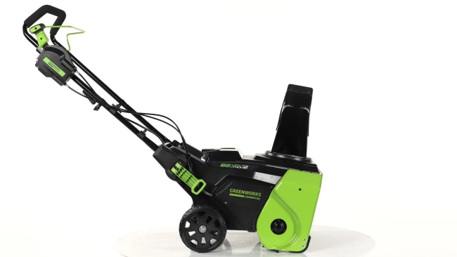 Снегоуборщик Greenworks GD82ST 82V аккумуляторный 