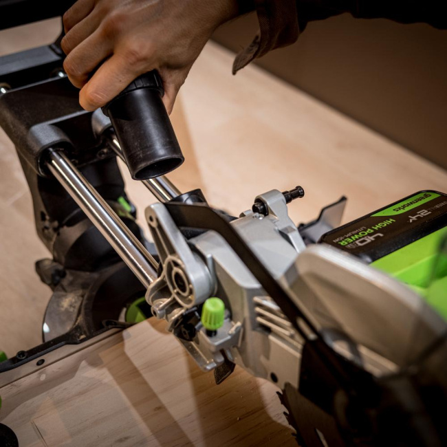 Пила торцовочная Greenworks GD24MS216 24V