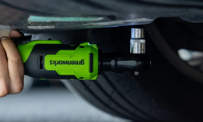 Гайковерт-трещотка Greenworks GD24RW 24V аккумуляторная