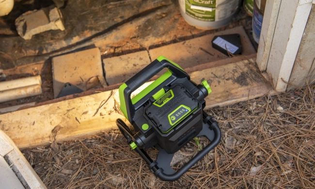 LED-прожектор Greenworks G82WLH 82V аккумуляторный