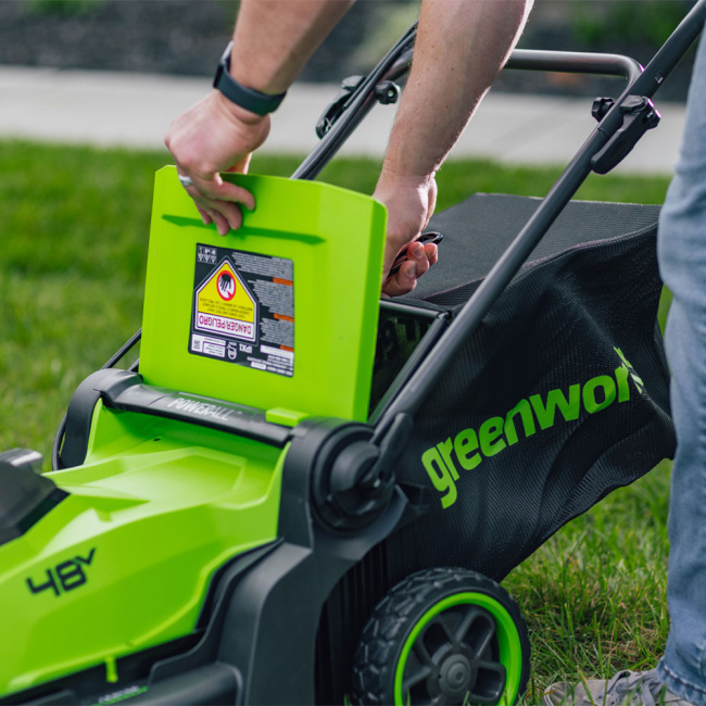 Газонокосилка Greenworks GD24X2LM411 24V аккумуляторная