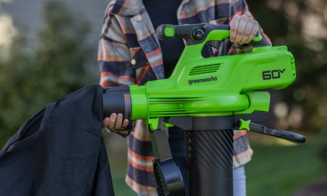 Воздуходувка-пылесос Greenworks GD60BVII 60V аккумуляторная