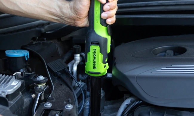 Гайковерт-трещотка удлиненная Greenworks GD24RWX 24V аккумуляторная 