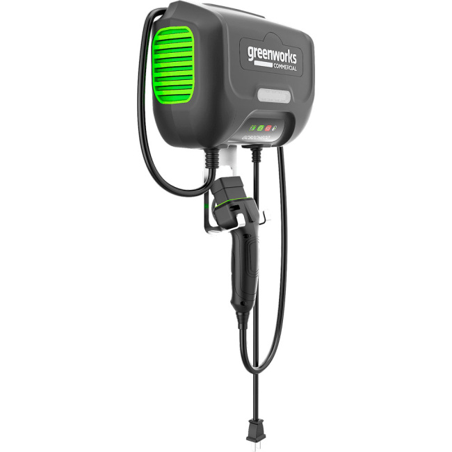 Зарядное устройство для трактора и райдера Greenworks GC82CH600 82V