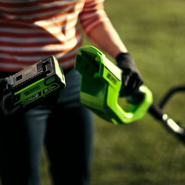 Триммер Greenworks G40LT30 40V аккумуляторный