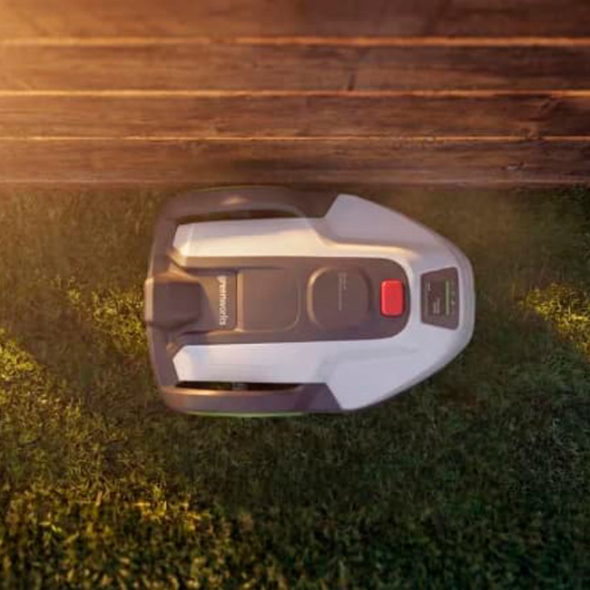 Газонокосилка-робот Greenworks AI Vision 8 C8V 24V аккумуляторная