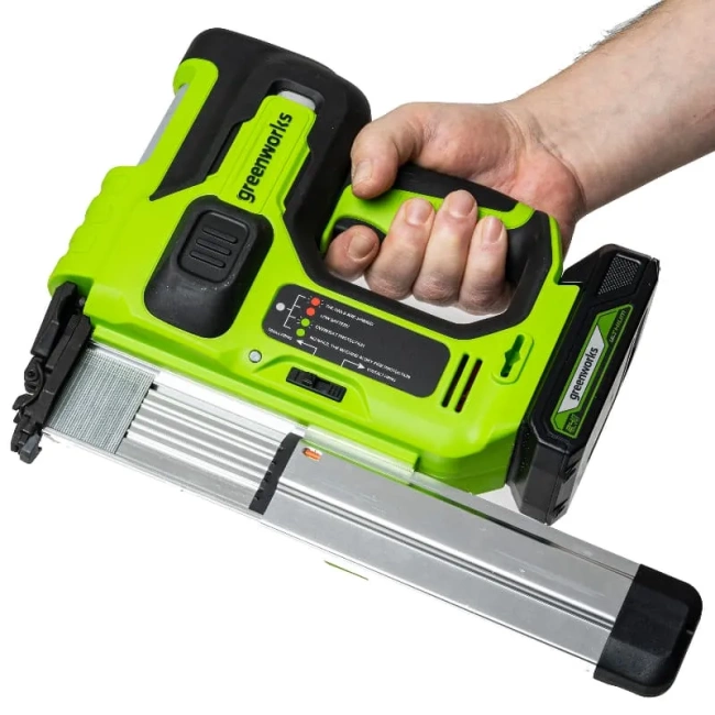 Нейлер Greenworks GD24BN 24V аккумуляторный 