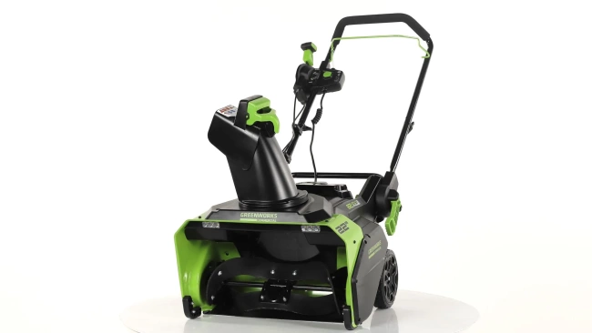 Снегоуборщик Greenworks GD82ST 82V аккумуляторный 