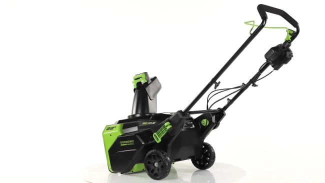 Снегоуборщик Greenworks GD82ST 82V аккумуляторный 