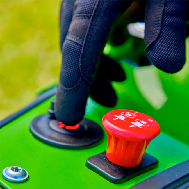 Райдер садовый аккумуляторный Greenworks ZTCS92 82V