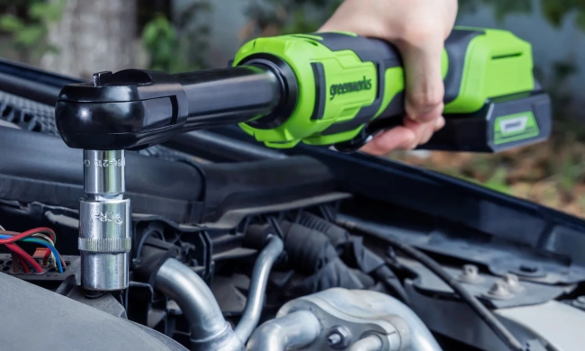 Гайковерт-трещотка удлиненная Greenworks GD24RWX 24V аккумуляторная 