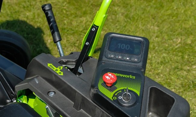 Райдер аккумуляторный Greenworks GC82ZT107 82V