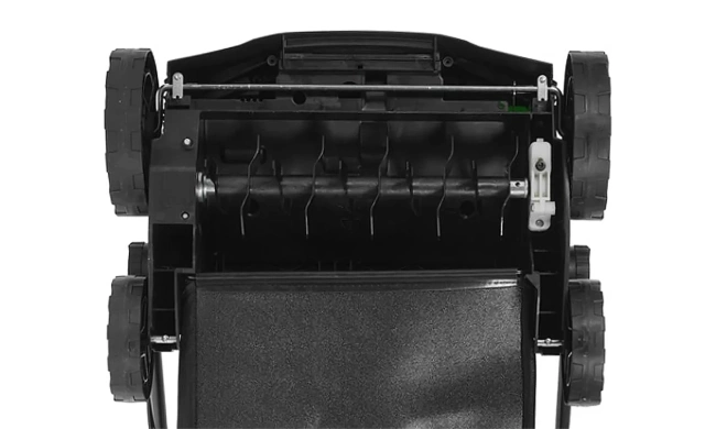 Аэратор-скарификатор Greenworks GDT15 электрический 