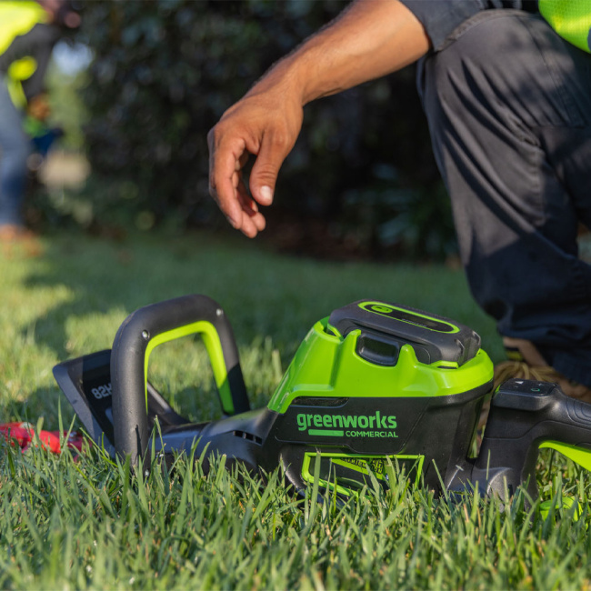 Кусторез Greenworks GC82HT2 82V аккумуляторный 