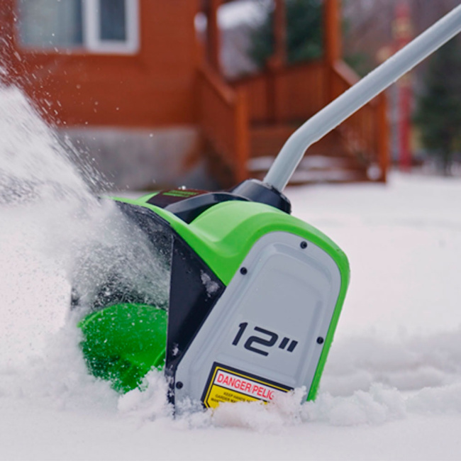 Снегоуборочная лопата Greenworks GD40SS 40V аккумуляторная