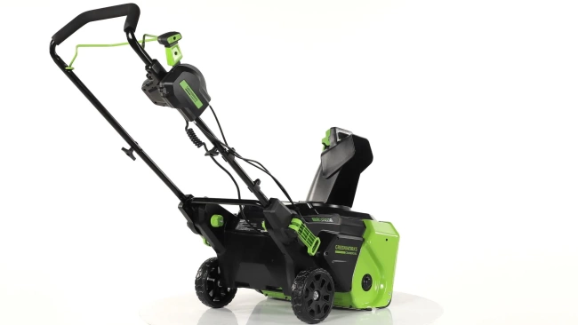 Снегоуборщик Greenworks GD82ST 82V аккумуляторный 
